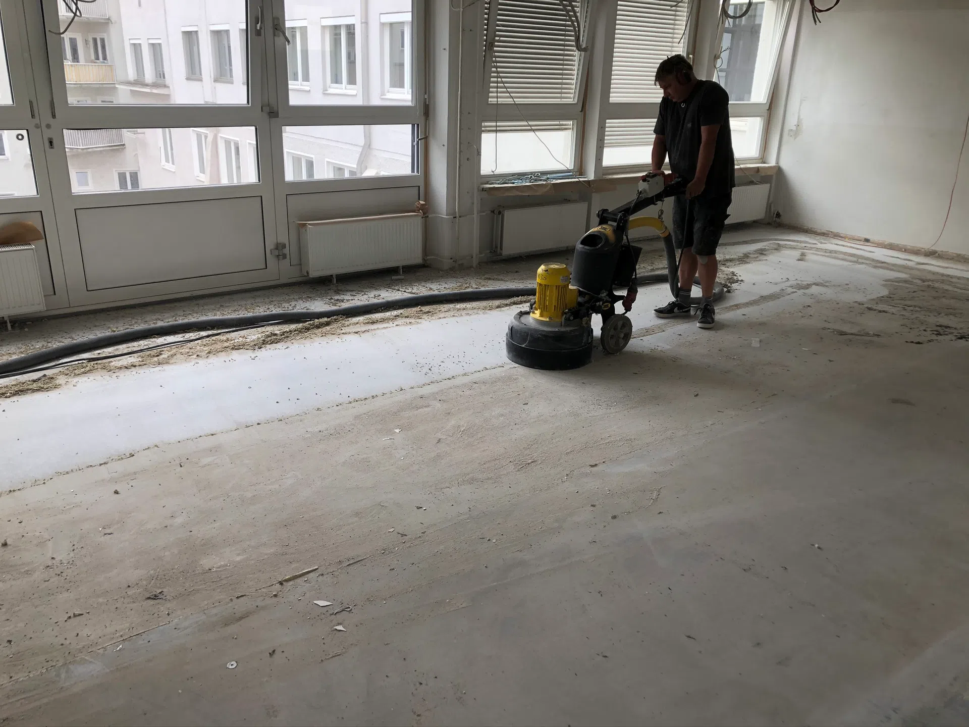 Vorbereiteter Untergrund für Parkett oder Vinylboden