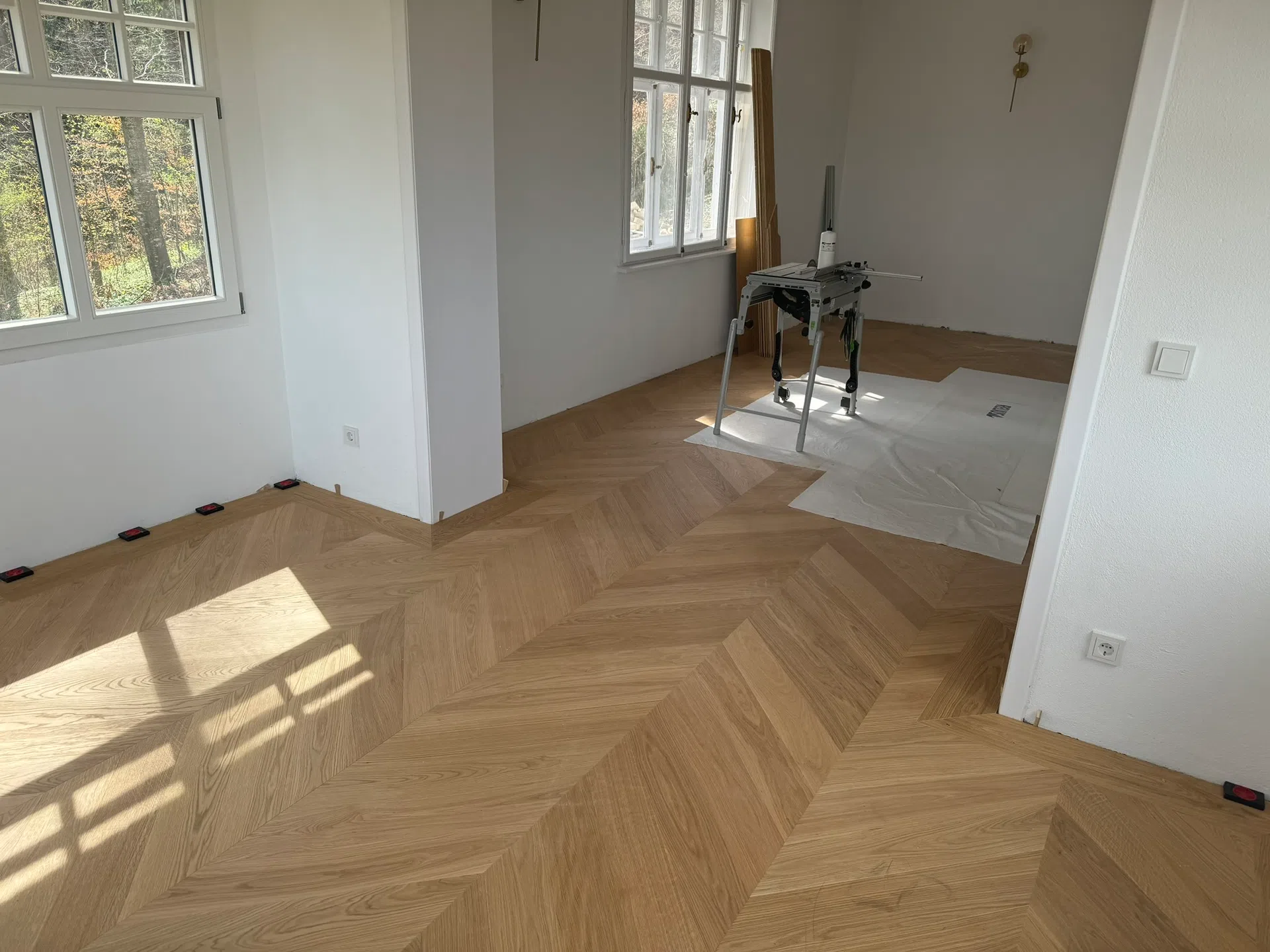 Französisch Fischgrät - Privatvilla in Brannenburg von Kramer Parkett - Bild 10